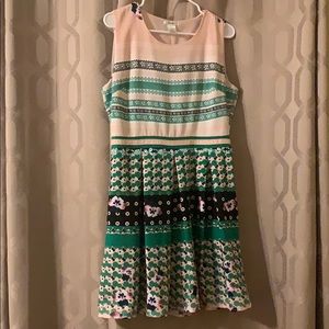 Sleeveless floral dress